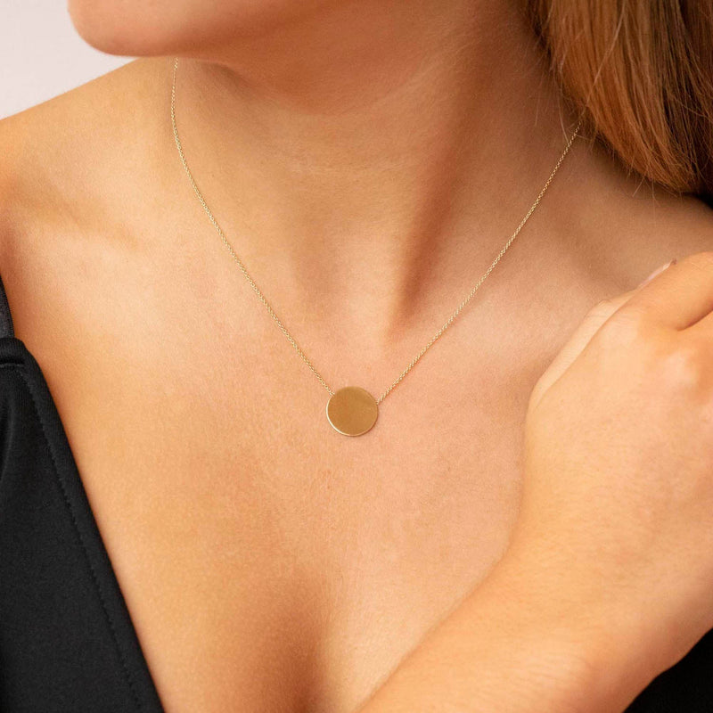 9ct Yellow Gold 15mm Disc Pendant Adjustable Necklace 41cm-43cm