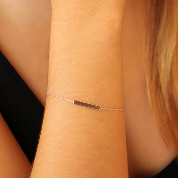 9ct White Gold 3mm x 20mm Horizontal-Bar Adjustable Bracelet 18cm-19cm