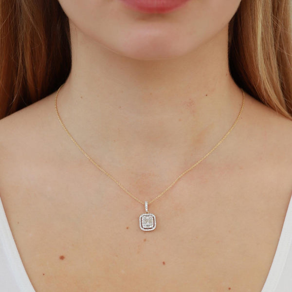 Cluster Pendant with 0.5ct Diamond in 9K Yellow Gold