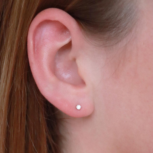 Stud Earrings with 0.1ct Diamonds in 9K White Gold