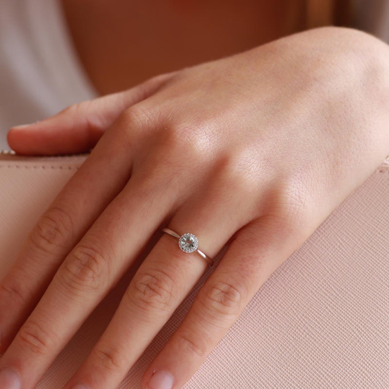 Aquamarine Ring with 0.05ct Diamonds in 9K White Gold