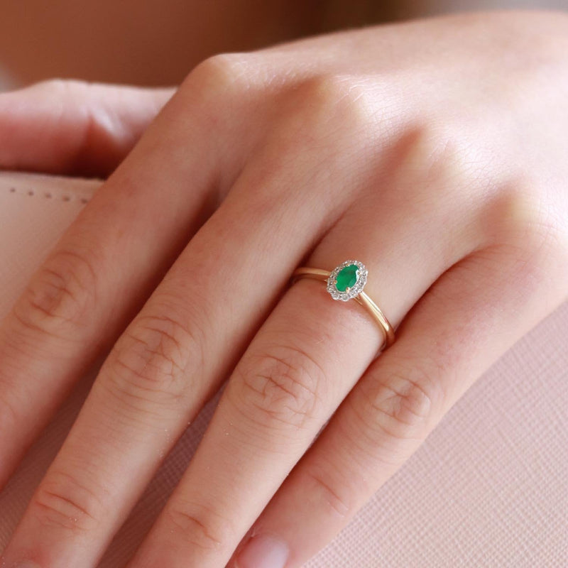 Emerald Ring with 0.1ct Diamonds in 9K Yellow Gold